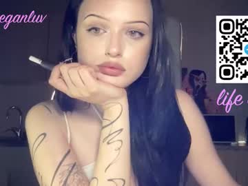 Maganluv Chaturbate stream image from August 06, 2025