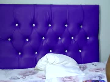 Ebonycreamer Chaturbate stream image from August 06, 2025