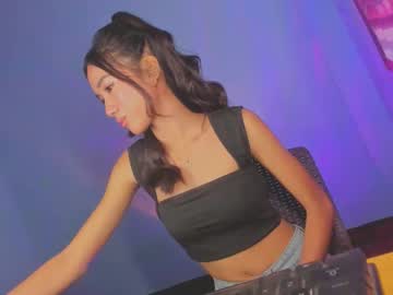 Sexysweetiexxx Chaturbate stream image from August 06, 2025