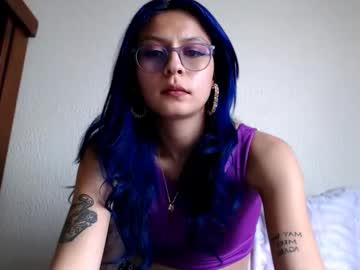 Roxa__ Chaturbate stream image from August 06, 2025