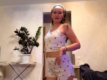 Alessandrawolfenbarger Chaturbate stream image from August 06, 2025