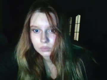 Honeyevelyn_ Chaturbate stream image from August 06, 2025