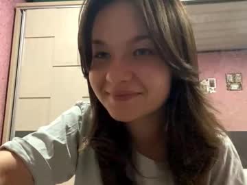 Maeeasterling Chaturbate stream image from August 06, 2025