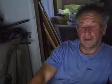 Projectorepson Chaturbate stream image from August 06, 2025