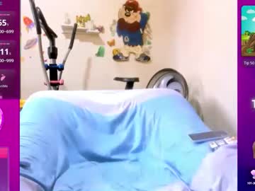 Apaciona2hot Chaturbate stream image from August 06, 2025