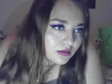 Lusty_Amber Chaturbate stream image from August 06, 2025