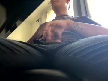 Lucasdonsont Chaturbate stream image from August 06, 2025