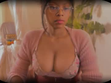 Bellablakes18 Chaturbate stream image from August 06, 2025