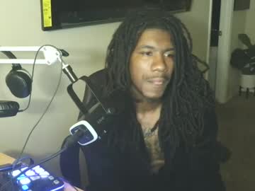 Bigleecujo Chaturbate stream image from August 06, 2025