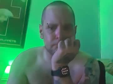Hand_Banana_420 Chaturbate stream image from August 06, 2025