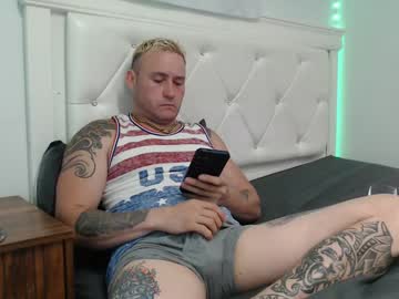 Wildpecker Chaturbate stream image from August 06, 2025