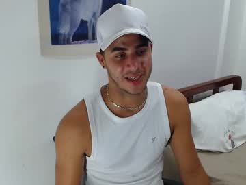 Bigcock2815 Chaturbate stream image from August 07, 2025