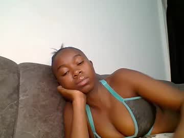 Shi_Assy Chaturbate stream image from August 07, 2025