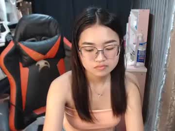 Urlovelychinita Chaturbate stream image from August 07, 2025