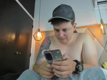 Coupleehorny Chaturbate stream image from August 07, 2025