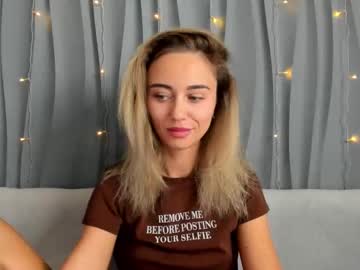 Juliastar41 Chaturbate stream image from August 07, 2025