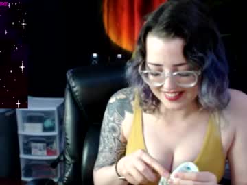 Thedaisymoon Chaturbate stream image from August 07, 2025