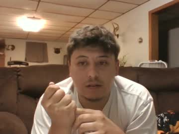 Tippyl98 Chaturbate stream image from August 07, 2025