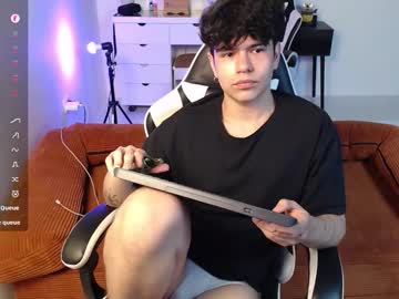 Alec_Spencer Chaturbate stream image from August 07, 2025