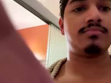 Beej4yy305 Chaturbate stream image from August 07, 2025