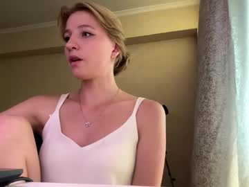 Shirlriddel Chaturbate stream image from August 07, 2025