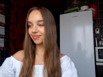 Emmiechears Chaturbate stream image from August 07, 2025