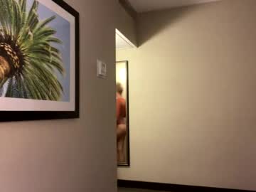 Lookinginla Chaturbate stream image from August 07, 2025
