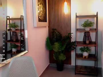 Coral_Lise Chaturbate stream image from August 07, 2025