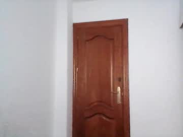 Santi886882 Chaturbate stream image from August 07, 2025