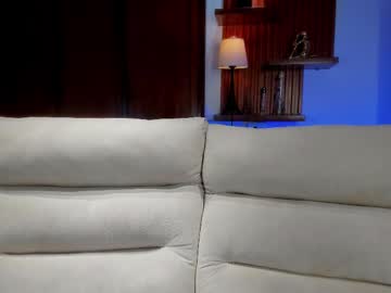Louis_Green Chaturbate stream image from August 07, 2025