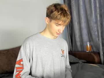 Maxwellchik Chaturbate stream image from August 07, 2025