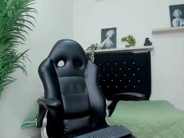 Andrewrestrepo Chaturbate stream image from August 07, 2025