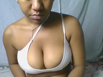 Clarisse898 Chaturbate stream image from August 07, 2025