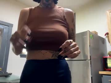 Heiressparis Chaturbate stream image from August 07, 2025