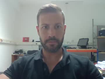 Pizzi10 Chaturbate stream image from August 07, 2025