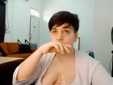Almondonwheels Chaturbate stream image from August 07, 2025