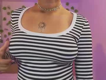 Lalalutsy_Tay Chaturbate stream image from August 07, 2025