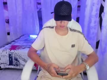 Maxthomson_Boy Chaturbate stream image from August 07, 2025