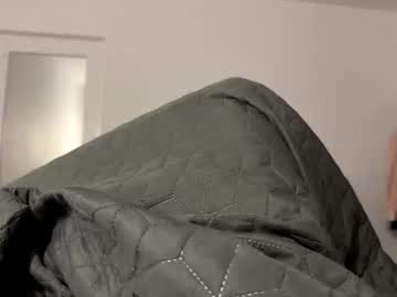 Alzuhki Chaturbate stream image from August 07, 2025