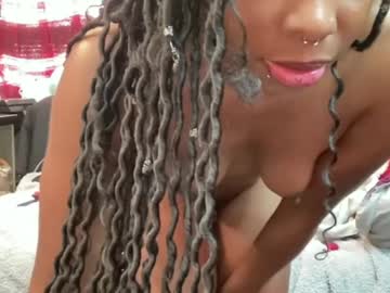 Queenofheartsfaerah Chaturbate stream image from August 07, 2025