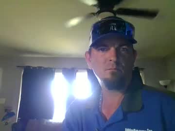 Duckduckgoose1019 Chaturbate stream image from August 08, 2025