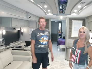 Wildwifebarbie Chaturbate stream image from August 08, 2025