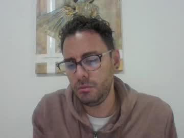 Juanlopezv Chaturbate stream image from August 08, 2025