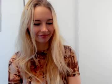 Kaneshacornick Chaturbate stream image from August 08, 2025