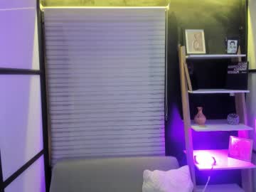 Yariswhite Chaturbate stream image from August 08, 2025