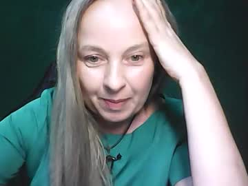 Jinayaa Chaturbate stream image from August 08, 2025