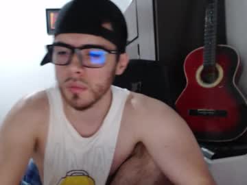 Peterink30 Chaturbate stream image from August 08, 2025