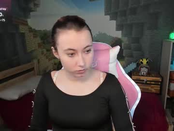 Clarabenson Chaturbate stream image from August 08, 2025