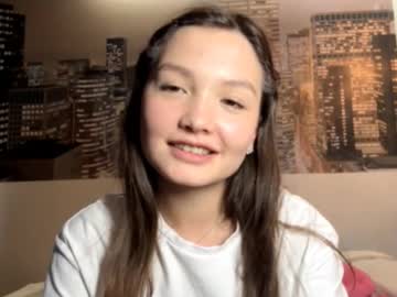 Kassandrataulbee Chaturbate stream image from August 08, 2025