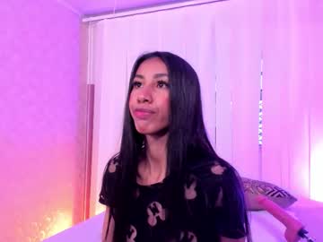 Chiara_Evanns Chaturbate stream image from August 08, 2025